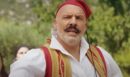 Καλό Μεσημεράκι: Ο Νίκος Μουτσινάς ντυμένος… τσολιάς στο τρέιλερ της εκπομπής