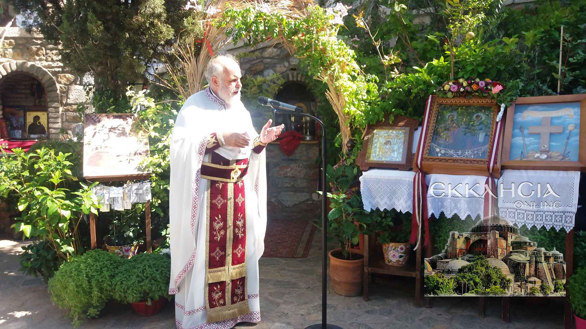 Άγιοι Ισίδωροι στον Λυκαβηττό: «Είμαι καθαρός, δεν έχω λερώσει το ράσο», δηλώνει ο ιερέας