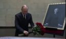 Γιατί ο Πούτιν δεν θα παραστεί στην κηδεία του Γκορμπατσόφ – Κατέθεσε λουλούδια κοντά στο φέρετρό του