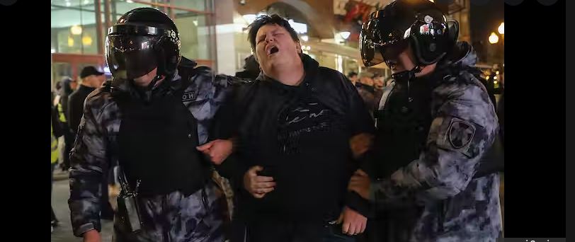 Ουκρανία: Χλευάζει τη Ρωσία με βίντεο για την επιστράτευση