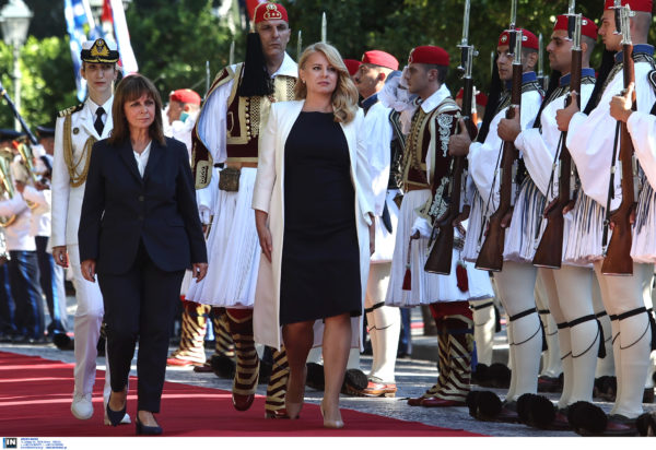 Κατερίνα Σακελλαροπούλου Ζουζάνα Τσαπούτοβα