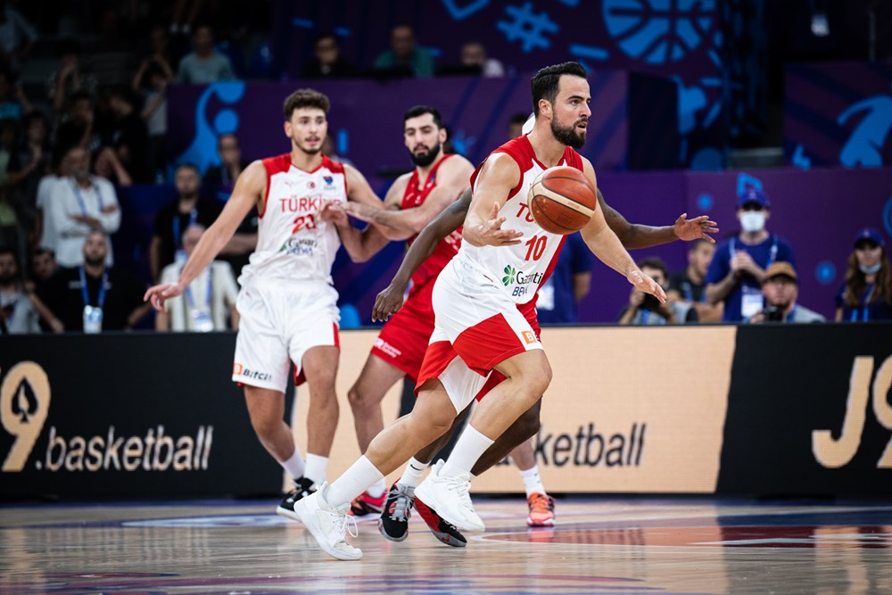 Η Τουρκία καταγγέλλει επίθεση στον Κορκμάζ και απειλεί να αποχωρήσει από το Eurobasket 2022