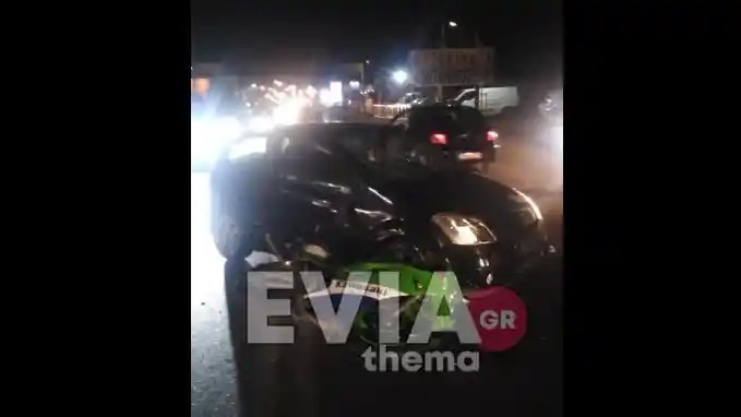 Χαλκίδα: Τροχαίο στην Έξω Παναγίτσα – Σφοδρή σύγκρουση μηχανής με αυτοκίνητο