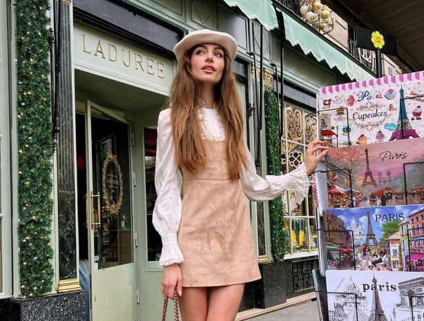 Suede season: Τα 4 σουέντ κομμάτια που θα χρειαστείτε για ένα cozy φθινοπωρινό look