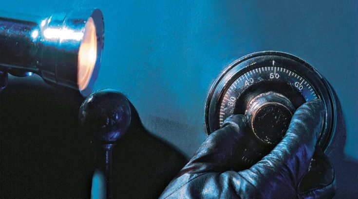 Βόλος: Ο κλέφτης είχε "φιλότιμο" - Επέστρεψε 8.000 ευρώ στο θύμα