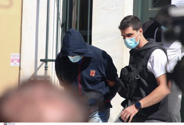 Κολωνός - κατηγορούμενος