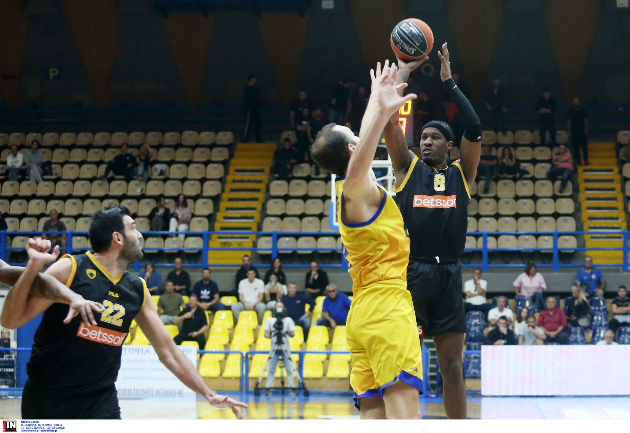 Περιστέρι ΑΕΚ