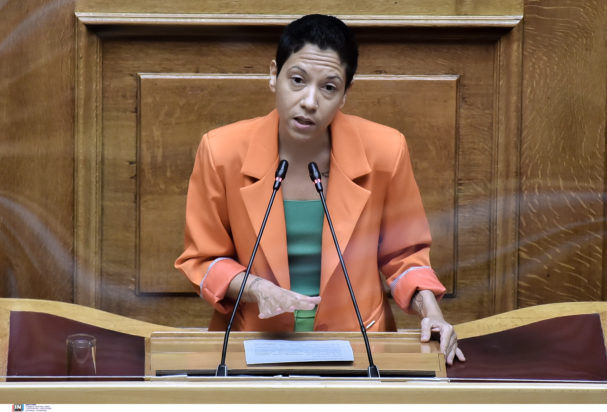 Φωτεινή Μπακαδήμα