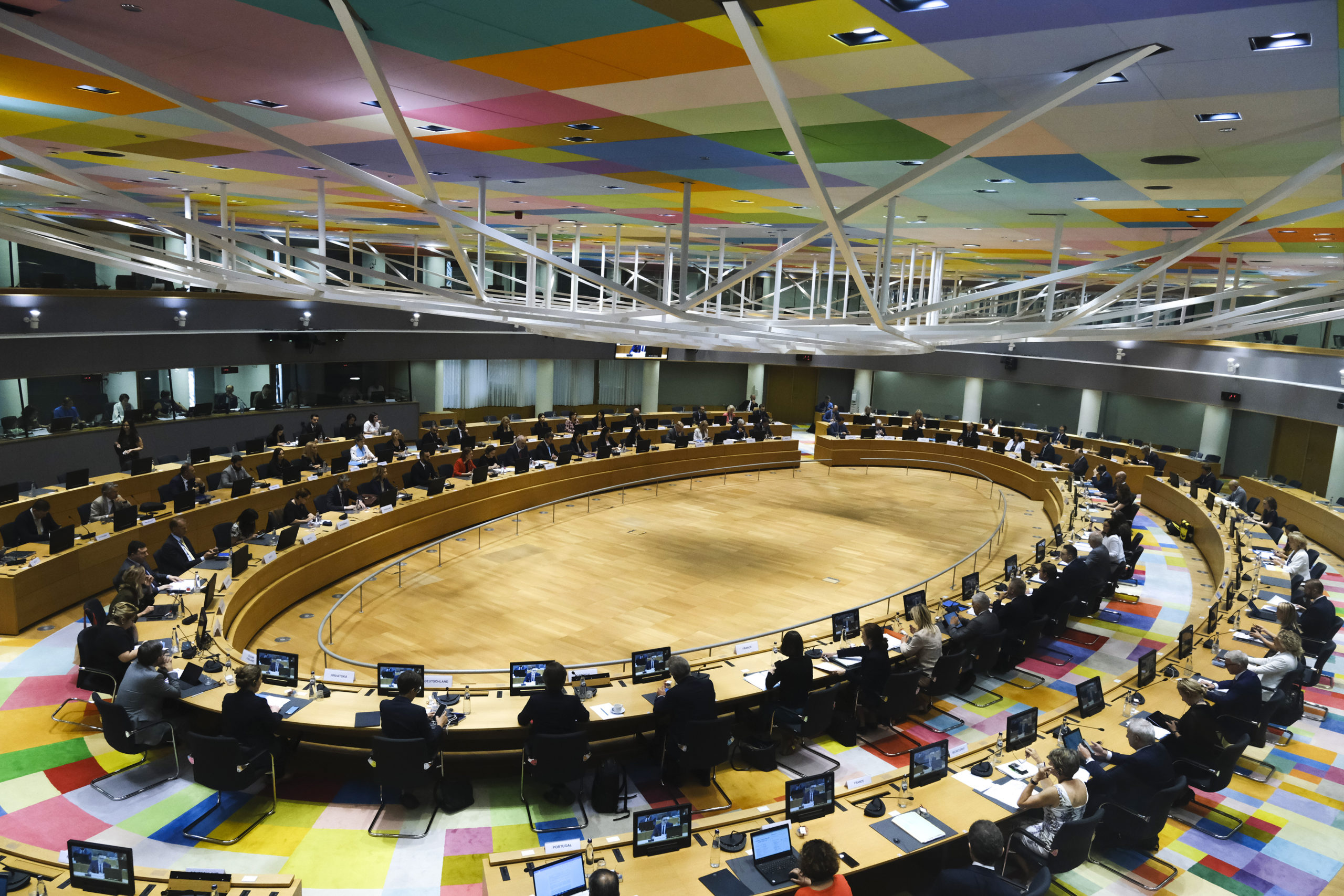 EE: Συμφωνία για τον «περιορισμό των τιμών της ενέργειας» – Τα συμπεράσματα του Ευρωπαϊκού Συμβουλίου