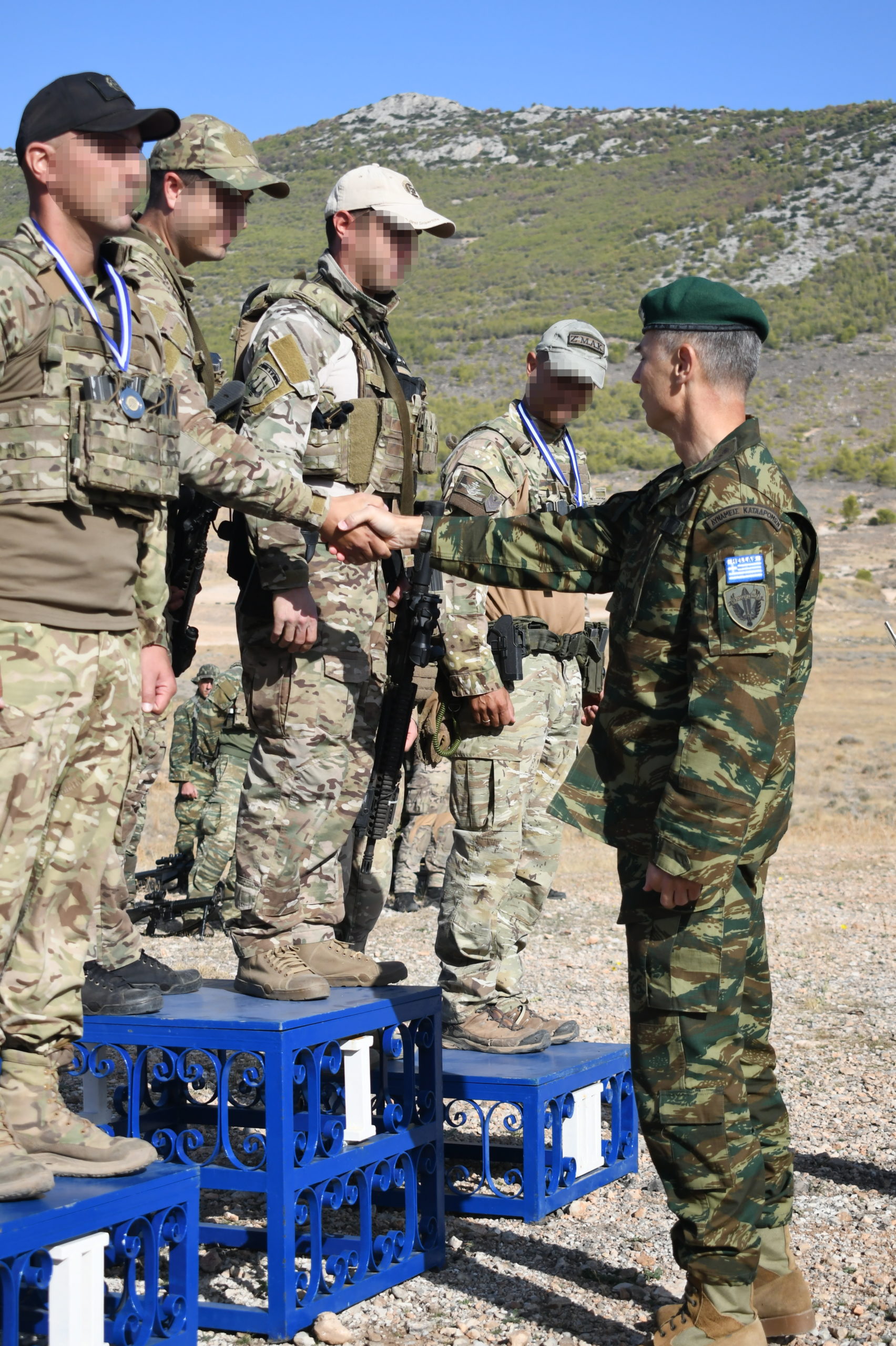 Ελεύθεροι Σκοπευτές Ένοπλες Δυνάμεις