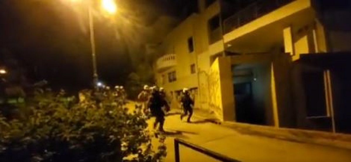 Εξάρχεια - φωτορεπόρτερ