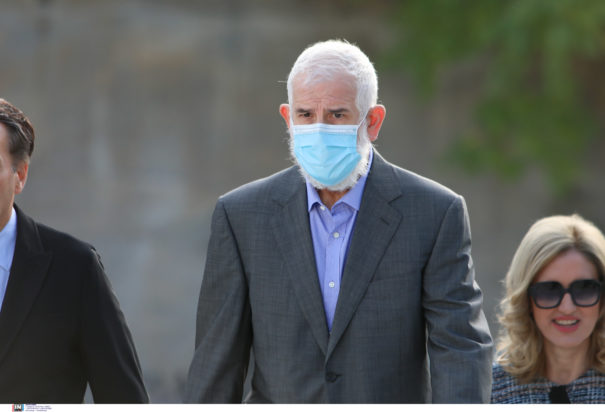 Πέτρος Φιλιππίδης