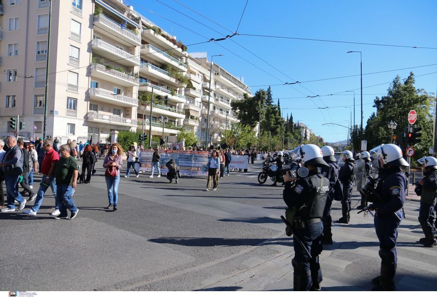 γιατροί - πορεία διαμαρτυρίας