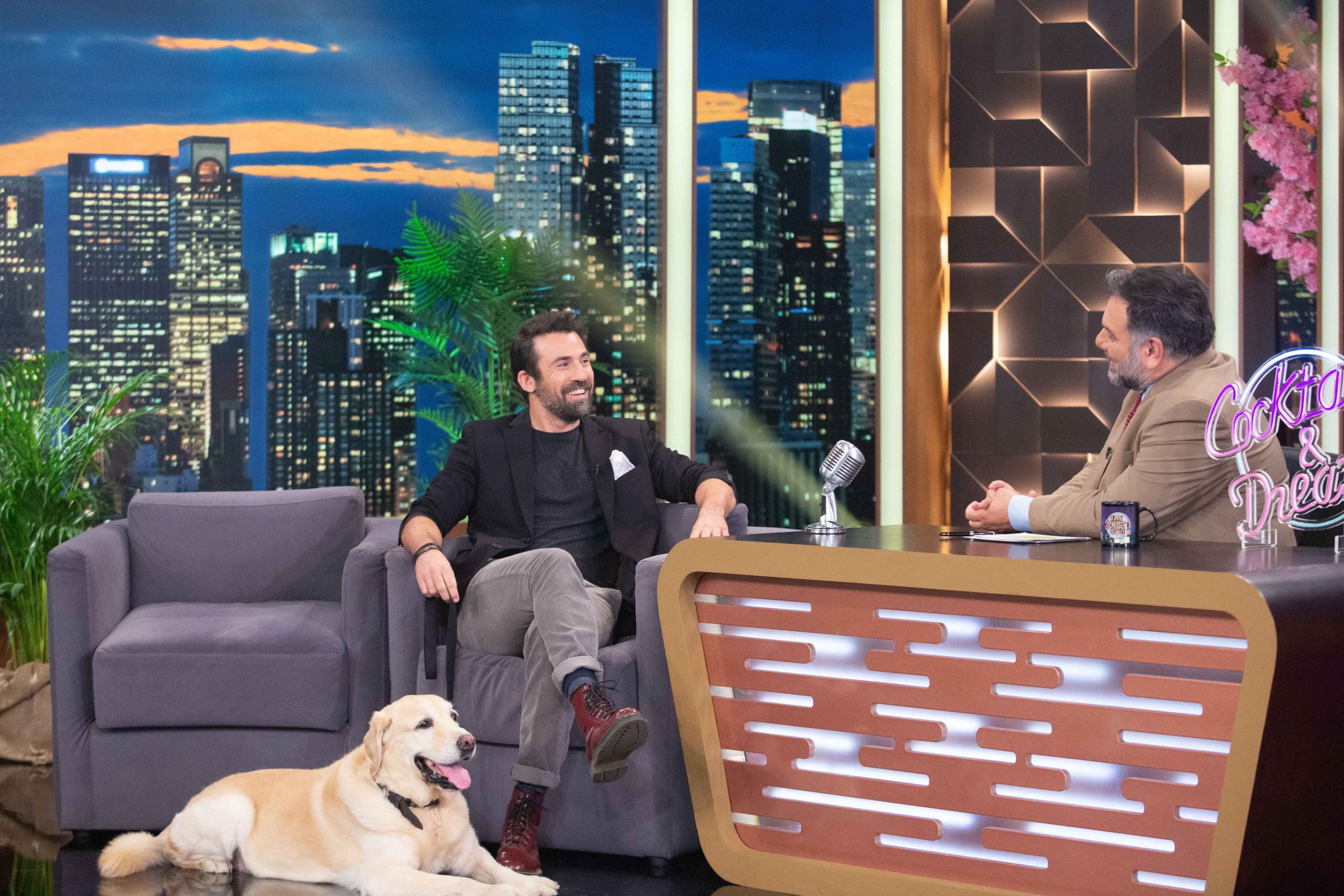 The 2Night Show απόψε με καλεσμένους τους Κίμωνα Κουρή, Σπύρο Στεφανουδάκη και Θανάση Πασσά