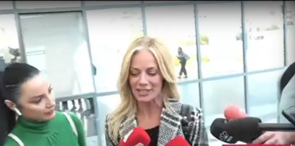 Ζέτα Μακρυπούλια: Τι δήλωσε στους δημοσιογράφους μετά την κατάθεση στη δίκη του Πέτρου Φιλιππίδη