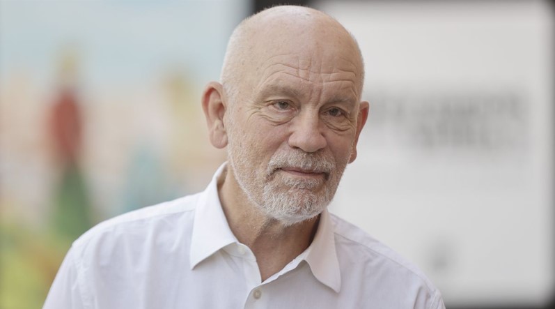 Τζον Μάλκοβιτς: Δεν μπορώ να εξαρτώ τον εαυτό μου από την κάθε άποψη – Έχω ήδη πολλές ο ίδιος