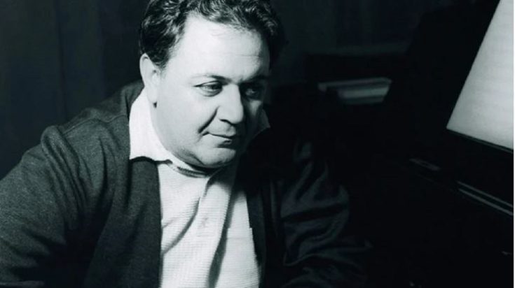 Μάνος Χατζιδάκις