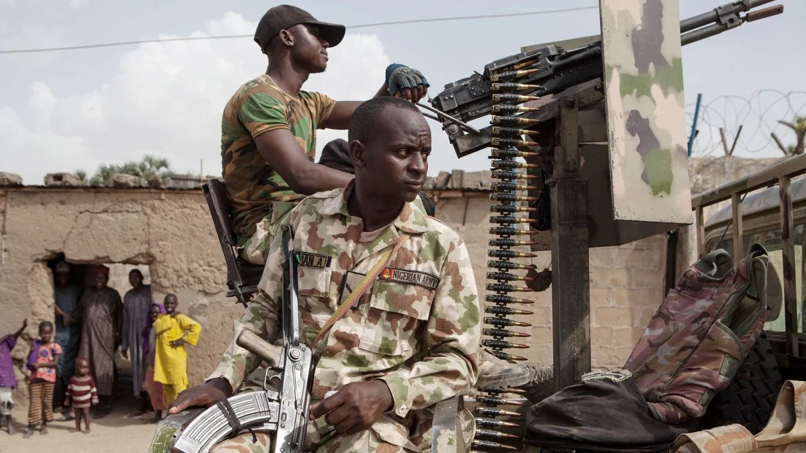Ο στρατός της Νιγηρίας σκοτώνει δεκάδες τζιχαντιστές σε βόρεια πολιτεία