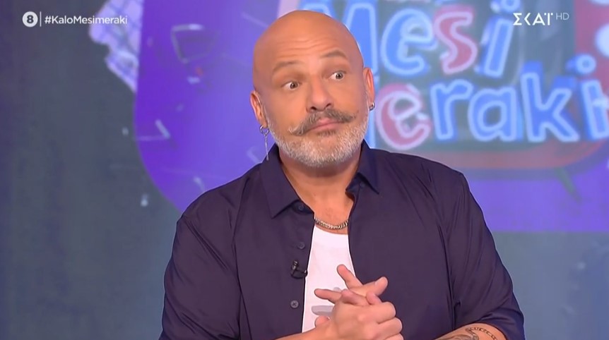 Ο Νίκος Μουτσινάς στην εκπομπή του