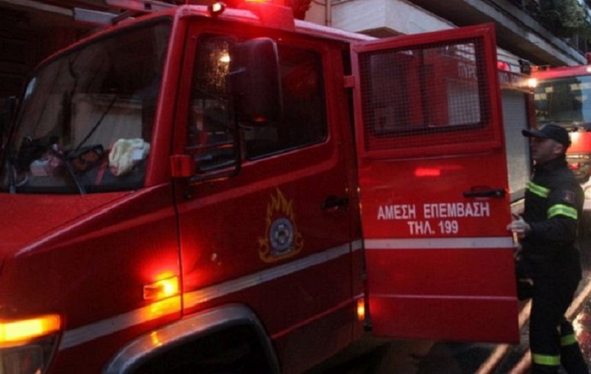 Κάτω Πατήσια: Φωτιά σε διαμέρισμα επί της οδού Αχαρνών