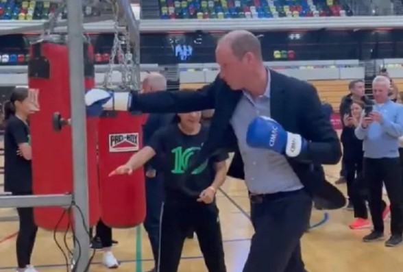 Πρίγκιπας Ουίλιαμ… o μποξέρ – Δείχνει τις ικανότητές του στο ρινγκ