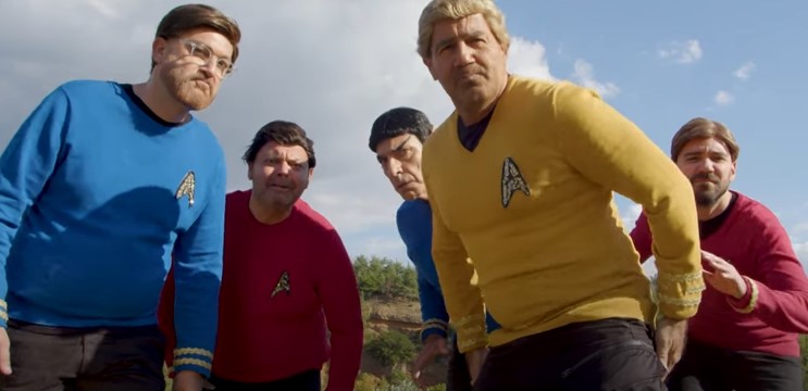 Ράδιο Αρβύλα: Η φετινή αποστολή τους στον πλανήτη «Σάτιρα» – Δείτε το νέο τρέιλερ για την πρεμιέρα της εκπομπής