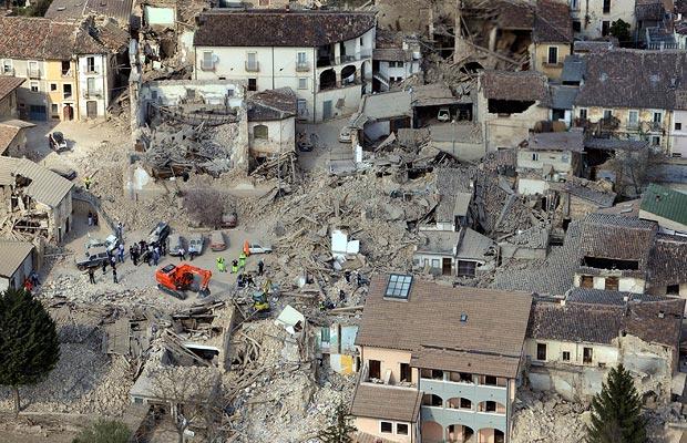 σεισμός Λ' Ακουιλα Ιταλία