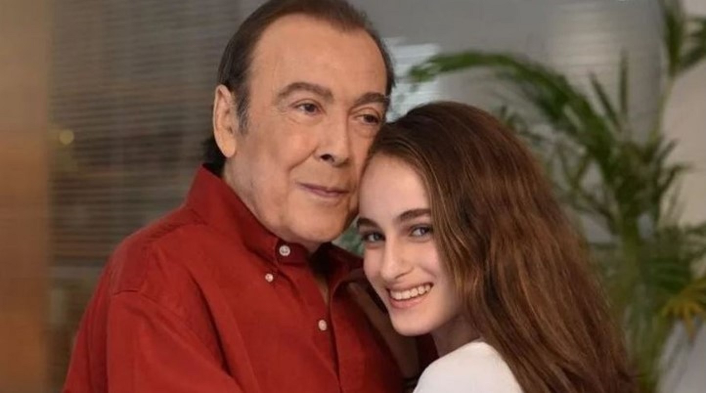 Τόλης Βοσκόπουλος: Το σπάνιο αυτόγραφο του αείμνηστου τραγουδιστή που ανάρτησε η κόρη του