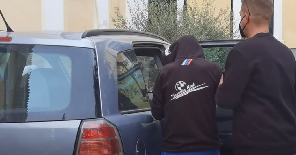 Βιασμός 12χρονης στον Κολωνό: Υπάλληλος νοσοκομείου ο 36χρονος που συνελήφθη – Πήρε προθεσμία για να απολογηθεί