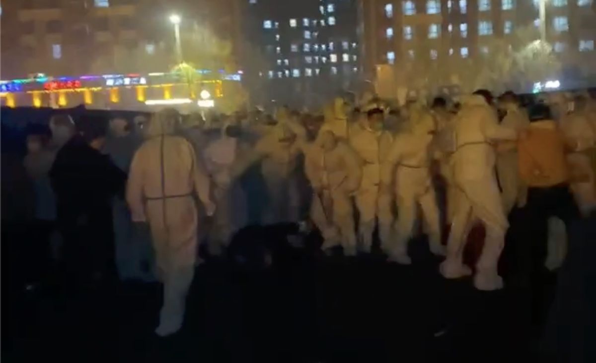 Κίνα: Επεισόδια στο μεγαλύτερο εργοστάσιο παραγωγής iPhone