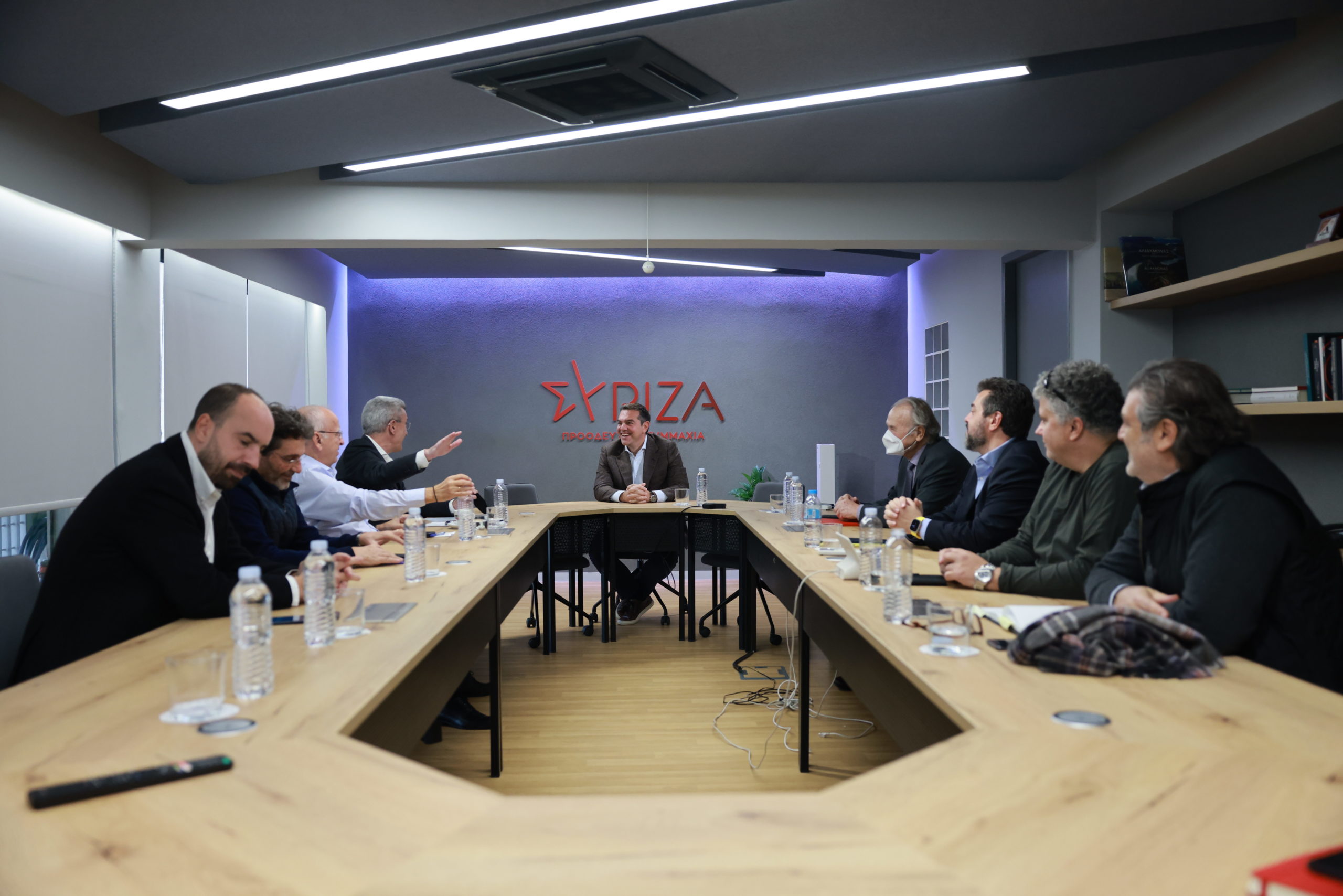 Τσίπρας με ΕΙΗΕΑ