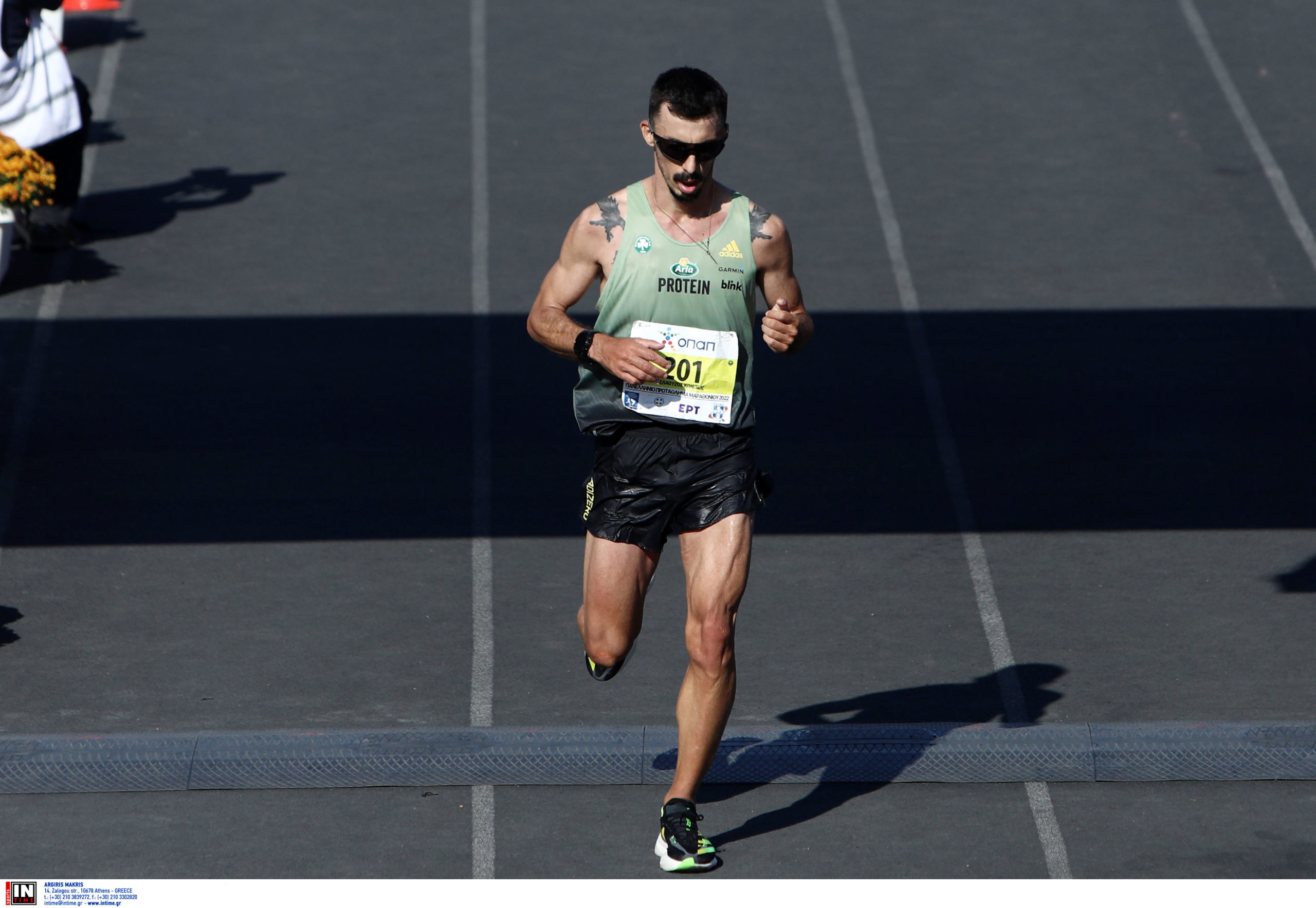 Κώστας Γκελαούζος