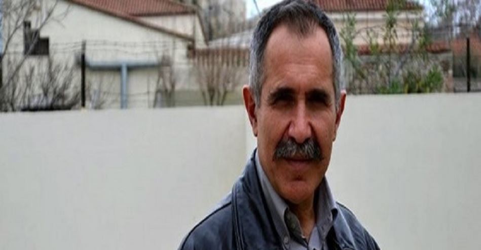 Κώστας Αλεξανδρίδης