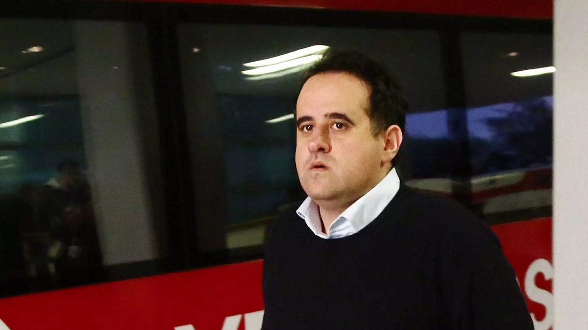 «Βόμβες» Βρέντζου: Το ποδόσφαιρο διοικείται από φασιστικό παρακράτος – Να αποχωρήσει ο Ολυμπιακός από το πρωτάθλημα