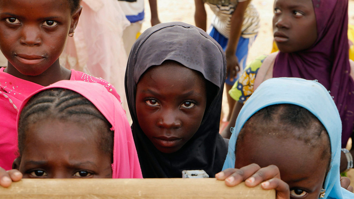Μπουρκίνα Φάσο: Ένα εκατομμύριο παιδιά στερούνται το σχολείο εξαιτίας των επιθέσεων από τους τζιχαντιστές