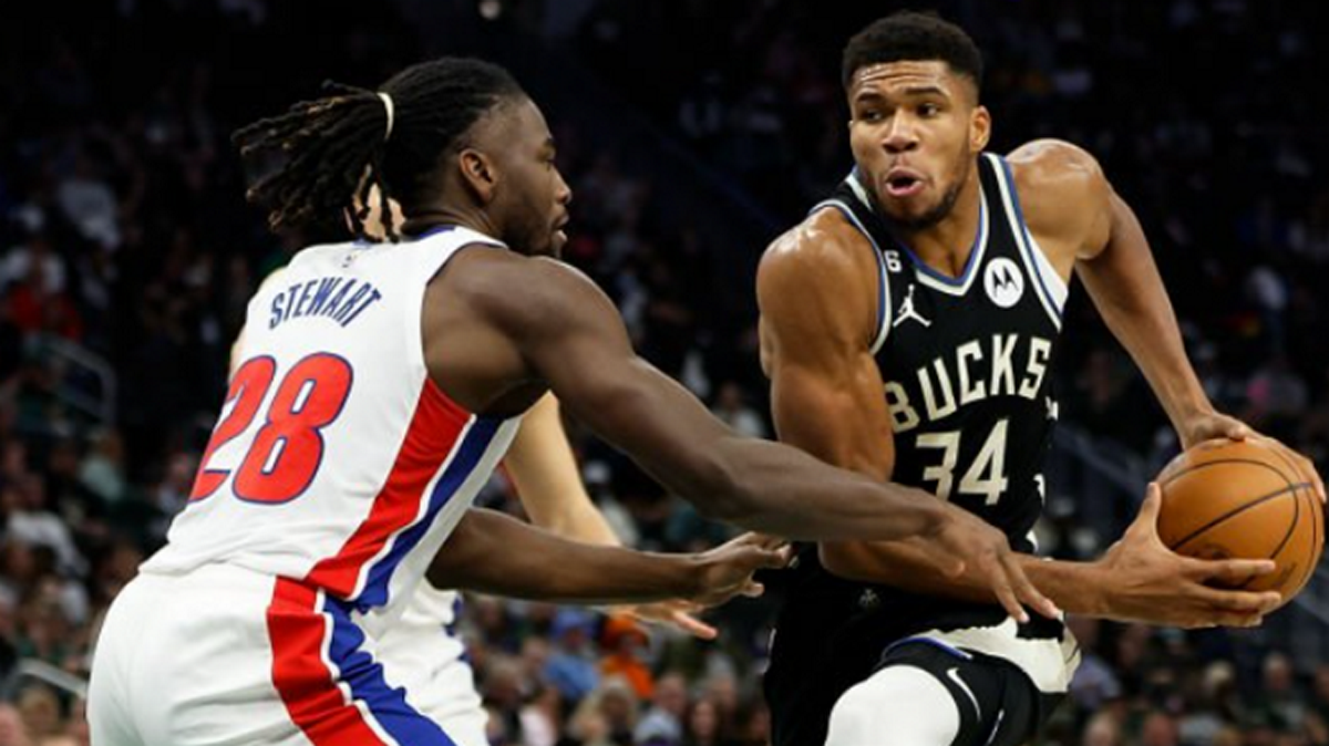 NBA: Αντετοκούνμπο και Χολιντέι οδήγησαν τους Μπακς στην έκτη συνεχόμενη νίκη