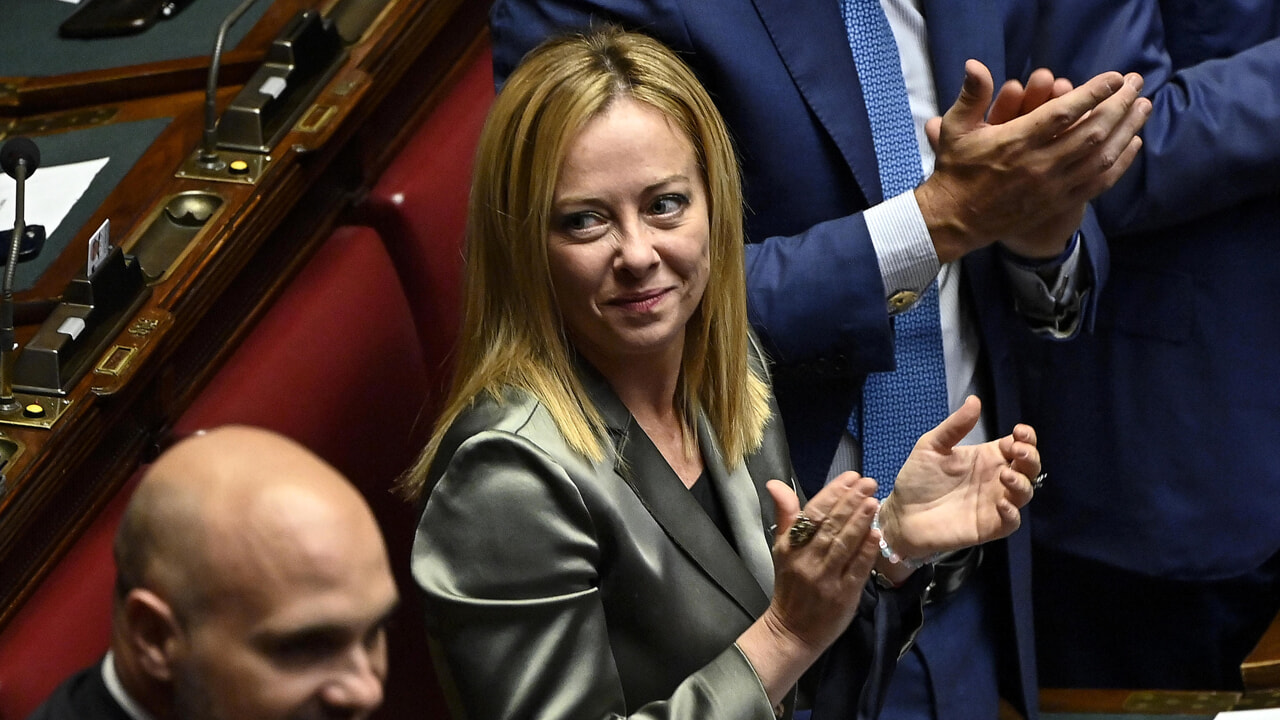 Μελόνι: Αυξάνουν τη διαφορά τους από τα άλλα κόμματα τα Αδέρφια της Ιταλίας