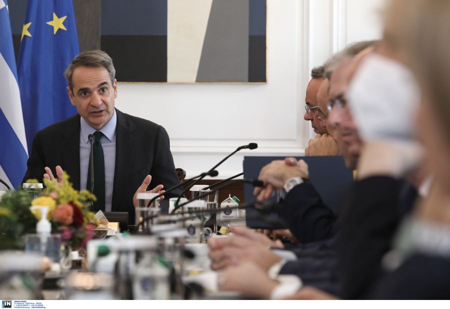 Κυριάκος Μητσοτάκης στο υπουργικό