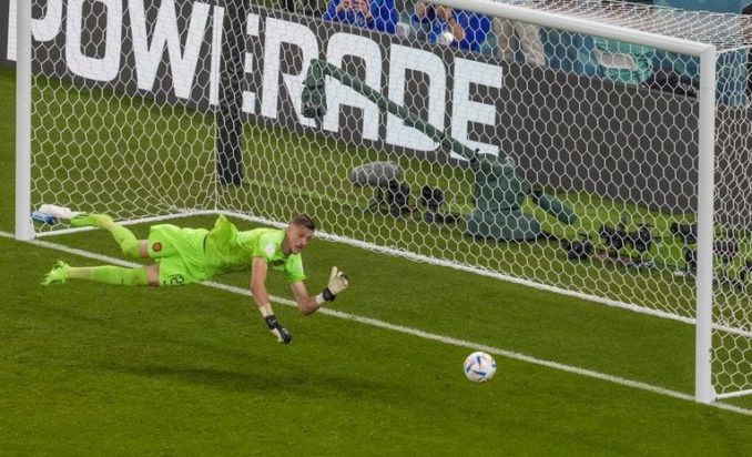 Άντριες Νόπερτ