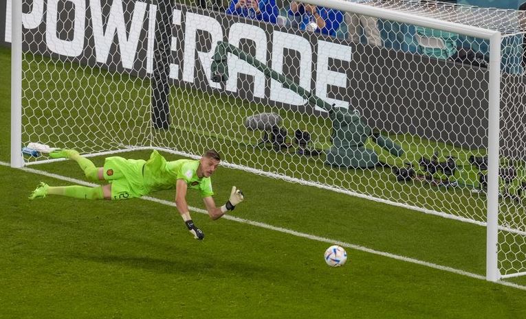 Άντριες Νόπερτ