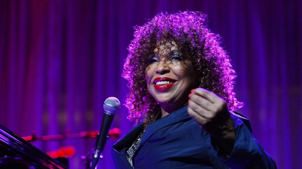 Η Ρομπέρτα Φλακ διαγνώστηκε με ALS –  Η ερμηνεύτρια του «Killing Me Softly with His Song» δεν μπορεί πια να τραγουδήσει