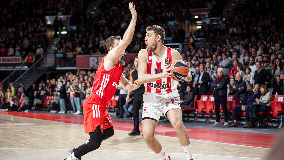 Μπάγερν – Ολυμπιακός 71-82: Με τέτοιον Βεζένκοφ δεν φοβάται τίποτα