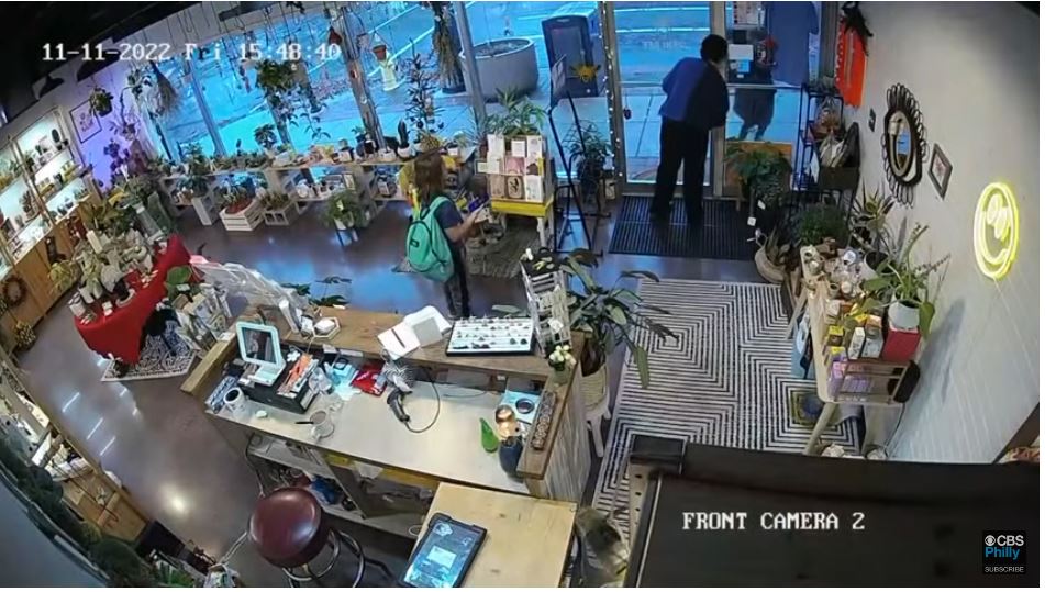 Πώς 10χρονο αγόρι ξέφυγε από γυναίκα που το παρακολουθούσε – «Κάνε πως είσαι η μαμά μου»