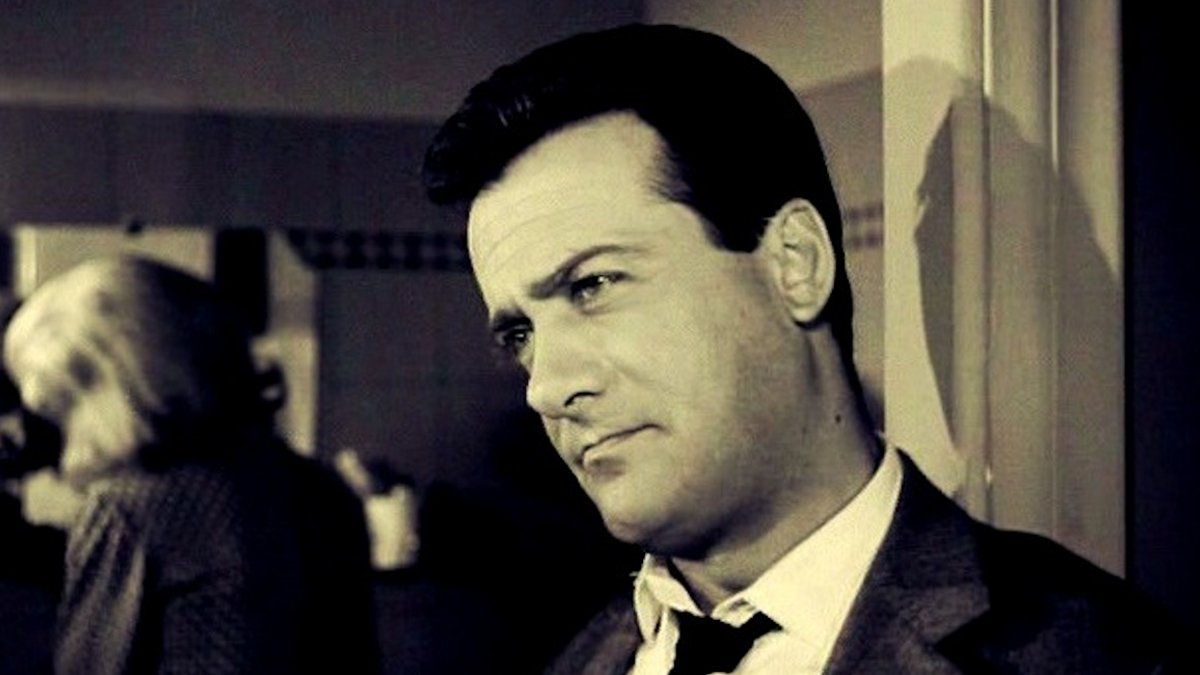 Αλέκος Αλεξανδράκης: Το ξεχωριστό βίντεο της Finos Film για τον «καρδιοκατακτητή» της μεγάλης οθόνης