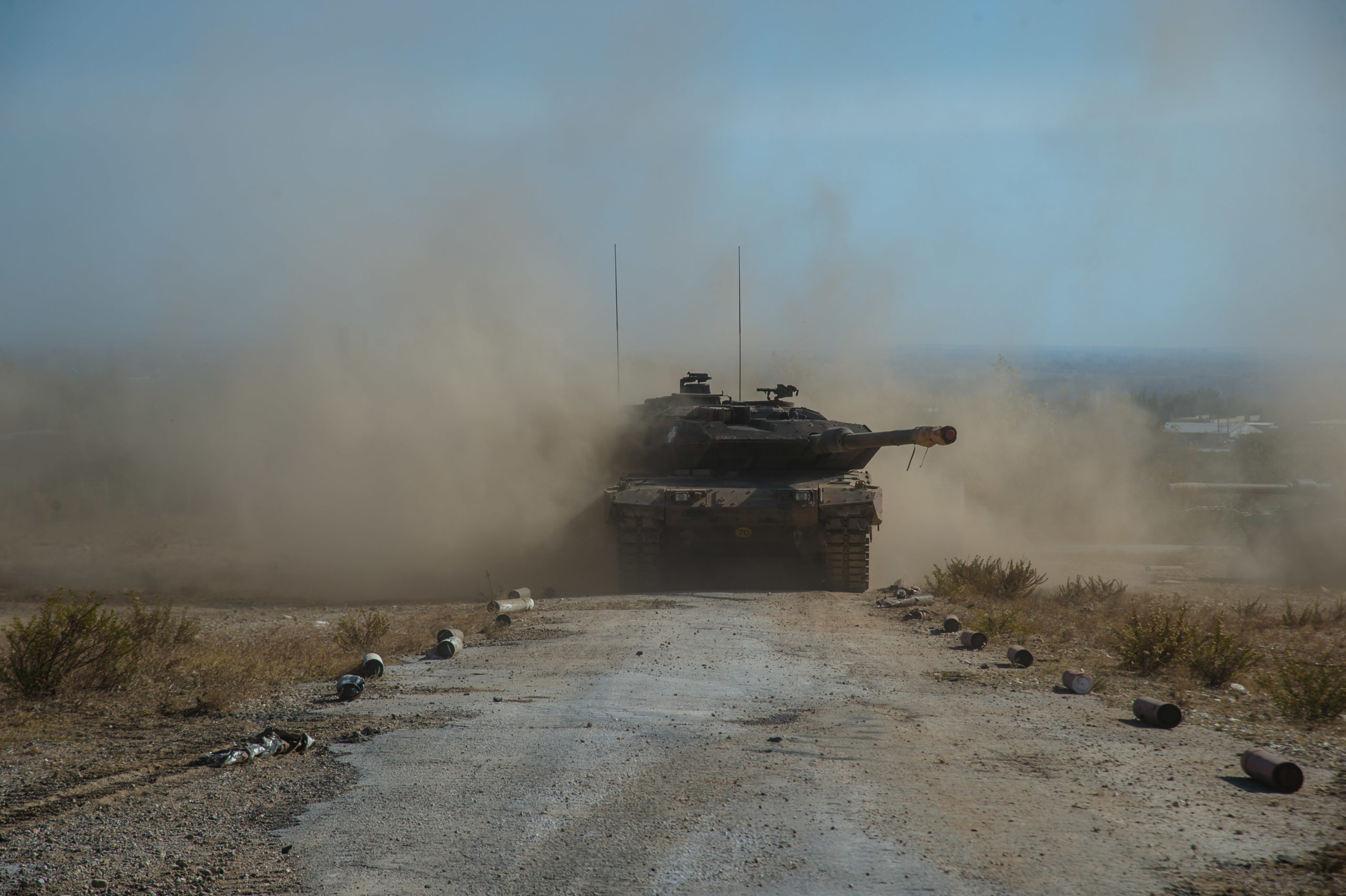 «Κόντρες» Ελλήνων και Αμερικανών με άρματα μάχης – Εντυπωσιακές εικόνες