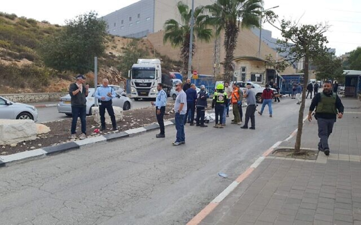 Ισραήλ: Επίθεση με μαχαίρι στη Δυτική Όχθη – Δύο νεκροί και τέσσερις τραυματίες