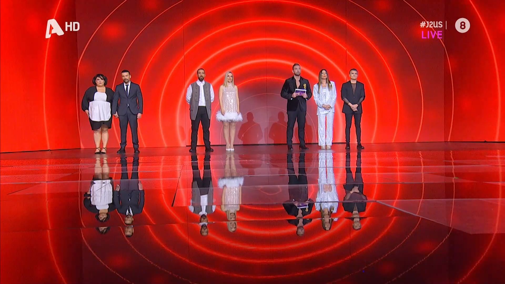 J2US: Αυτό είναι το ζευγάρι που αποχώρησε – ΒΙΝΤΕΟ