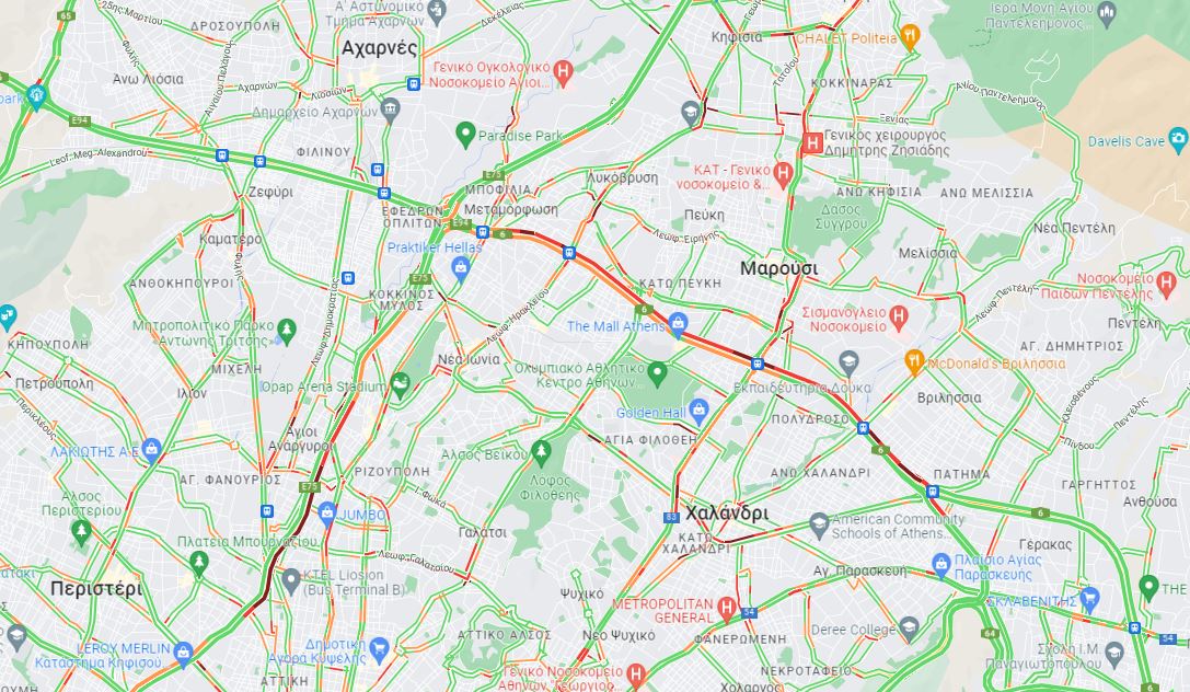 Κίνηση: Τροχαίο στην Αττική Οδό – Ουρές χιλιομέτρων και κλειστοί δρόμοι για το Πολυτεχνείο