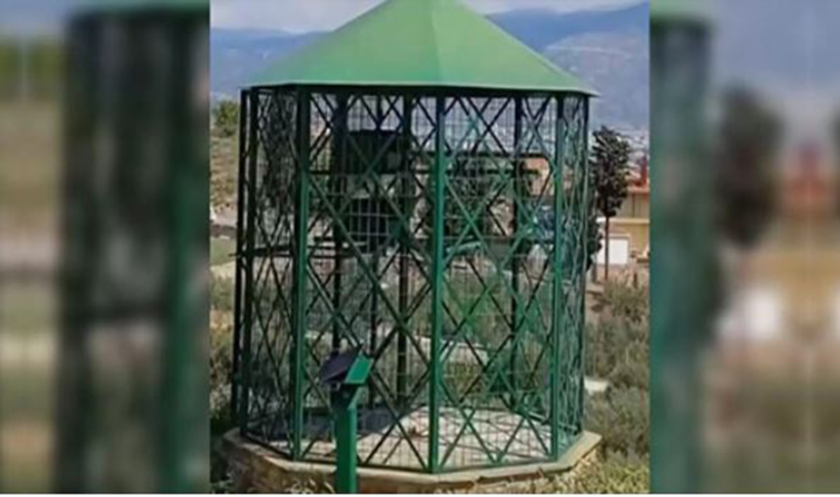 Κιβωτός του Κόσμου: «Το παιδί είναι τρομοκρατημένο» – Συγκλονίζει η μητέρα του 8χρονου που υποστηρίζει ότι τον κλείδωσαν στο κλουβί