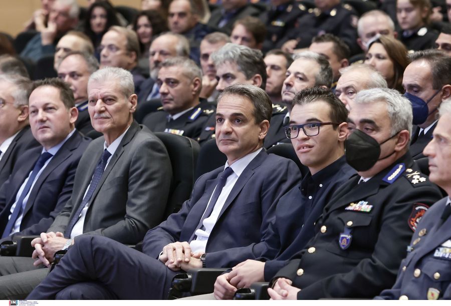 Τι είναι η DuoDay – Γιατί ο 26χρονος Γιώργος συνόδευε σήμερα τον Κυριάκο Μητσοτάκη